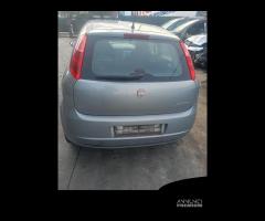 Baule / portellone posteriore fiat grande punto an