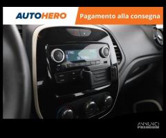 RENAULT Captur AY86839 - 14