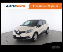 RENAULT Captur CB01895