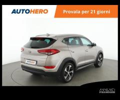 HYUNDAI Tucson FF92073