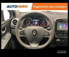 RENAULT Clio BK96197 - 12