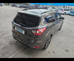 Ford Kuga 2.0 TDCI 150 CV 4WD ST-Line - 9