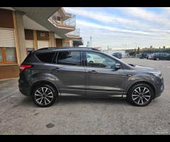 Ford Kuga 2.0 TDCI 150 CV 4WD ST-Line - 10