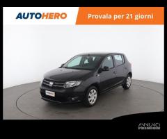 DACIA Sandero YF08523 - 1