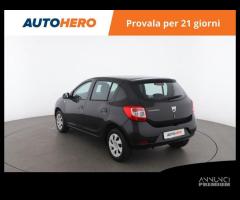 DACIA Sandero YF08523 - 4