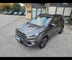 Ford Kuga 2.0 TDCI 150 CV 4WD ST-Line