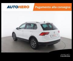 VOLKSWAGEN Tiguan AB14589