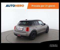 MINI Cooper D GL39399 - 5