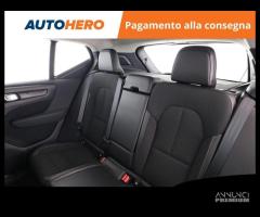 VOLVO XC40 HC88921 - 9