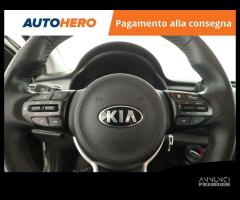 KIA Stonic WF64447 - 12