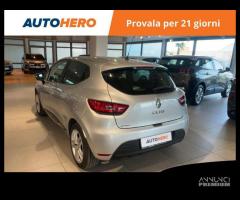 RENAULT Clio HJ60124