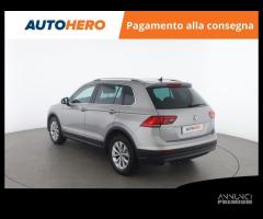 VOLKSWAGEN Tiguan SC15152