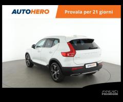 VOLVO XC40 PY14720 - 4