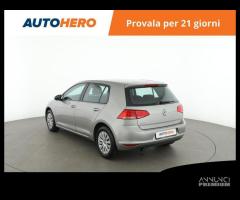 VOLKSWAGEN Golf CW84243