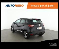 RENAULT Captur NK18592