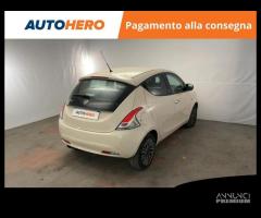 LANCIA Ypsilon LA39382