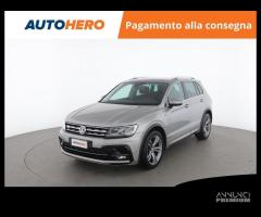 VOLKSWAGEN Tiguan UR02196 - 1