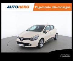 RENAULT Clio PV46477