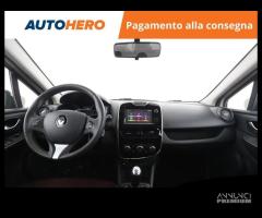 RENAULT Clio PV46477 - 8