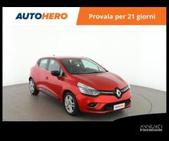 RENAULT Clio VJ68151 - 6