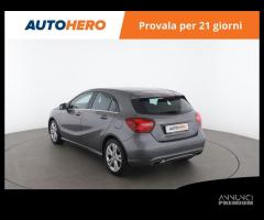 MERCEDES-BENZ A 180 TM72863