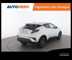 TOYOTA C-HR XH01383