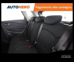 RENAULT Captur CK72318 - 9