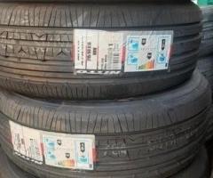 4 gomme nuove 215 60 16 nitto