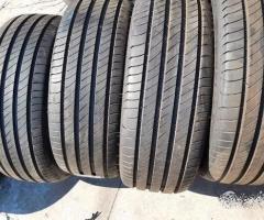 4 gomme usate 235 50 20 Michelin - 1