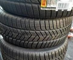 Gomme 255 55 18 pirelli nuove