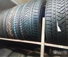 Gomme 285 30 21 dunlop usate