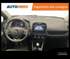 RENAULT Clio XV72610 - 7