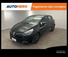 RENAULT Clio XV72610