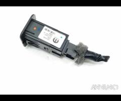 PORTA USB FIAT 500 X Serie 735722609 (15>) - 3