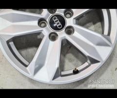 CERCHIO IN LEGA AUDI A1 City Carver Serie (GBH) 82 - 8