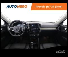 VOLVO XC40 PY14720 - 8