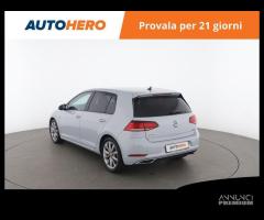 VOLKSWAGEN Golf NF10509