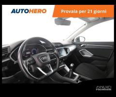 AUDI Q3 LW29200 - 7