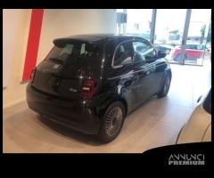 FIAT 500 BEV HATCHBACK M Nuova Hatchback My23...