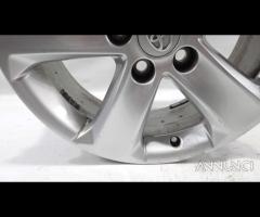 CERCHIO IN LEGA TOYOTA Rav4 6a Serie 1AD-FTV (12>) - 7