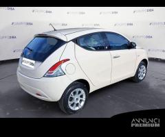 Lancia Ypsilon III 2011 Benzina 0.9 t.air Gol...