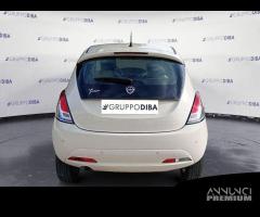 Lancia Ypsilon III 2011 Benzina 0.9 t.air Gol...