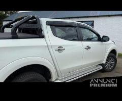 Mitsubishi L200 2015>19 Roll Bar Nero con prot.cab