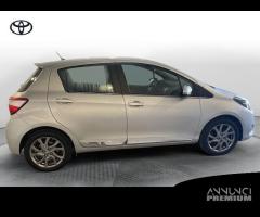 Toyota Yaris III 2017 5p Benzina 5p 1.0 Lounge