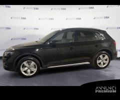 Audi Q5 II 2020 40 2.0 tdi mhev 12V Business ... - 8