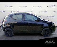 Lancia Ypsilon III 2015 Benzina 0.9 t.air Ele...