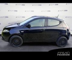 Lancia Ypsilon III 2015 Benzina 0.9 t.air Ele... - 8