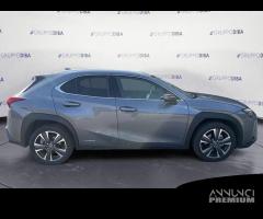 Lexus UX 2019 250h 2.0 Premium 4wd cvt my20