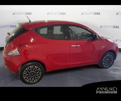 Lancia Ypsilon III 2015 Benzina 1.2 Gold ecoc...