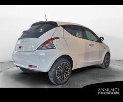 Lancia Ypsilon S1M My24 1.0 Firefly 70 CvStar...